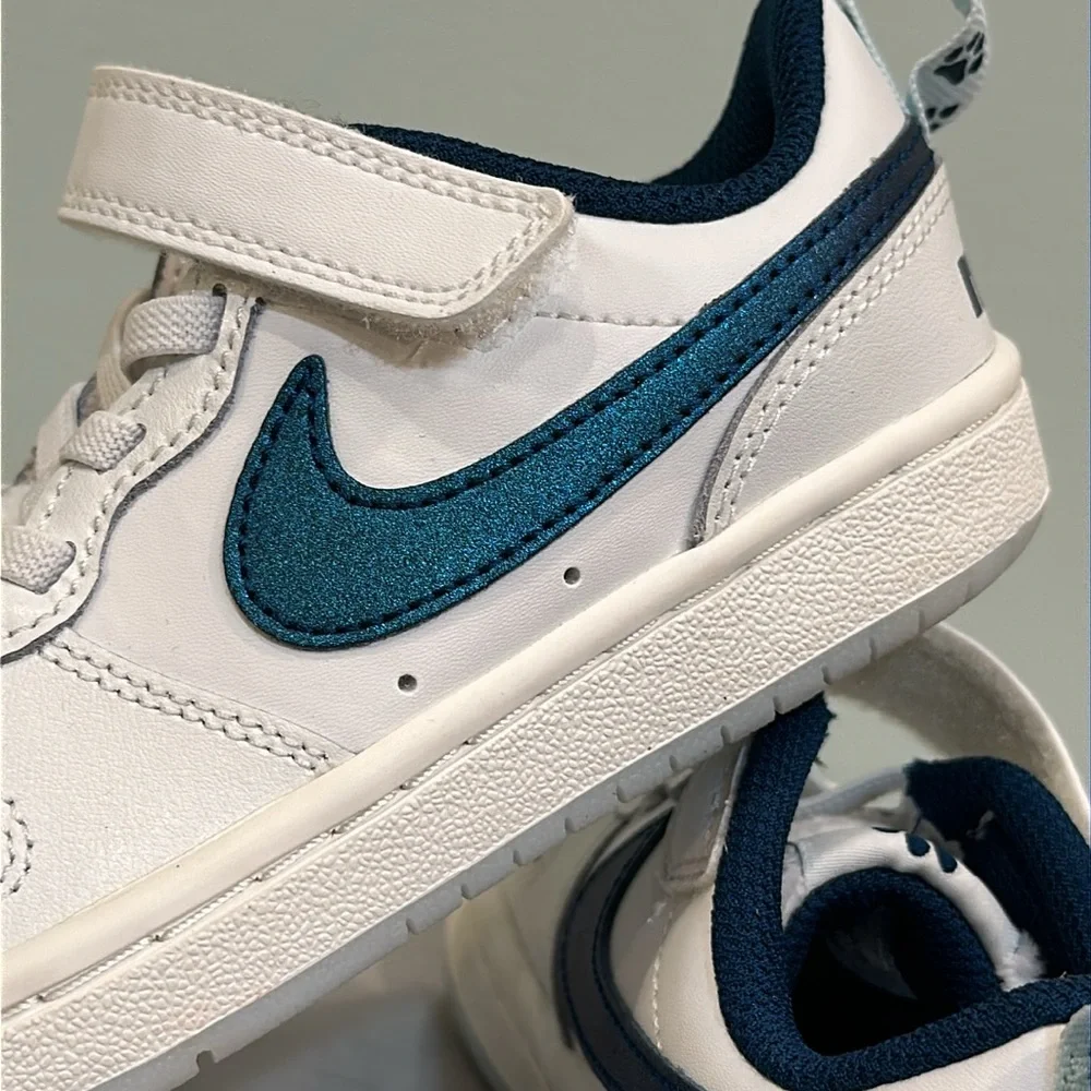 Nike Court Borough Low 2 SE Sneakers Little Girls 11